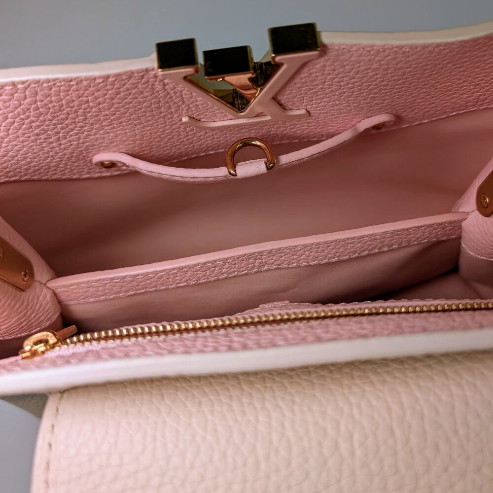 Louis Vuitton Rare Pink and Cream Capucines BB in Grained Taurillon Leather - Picture 10 of 16